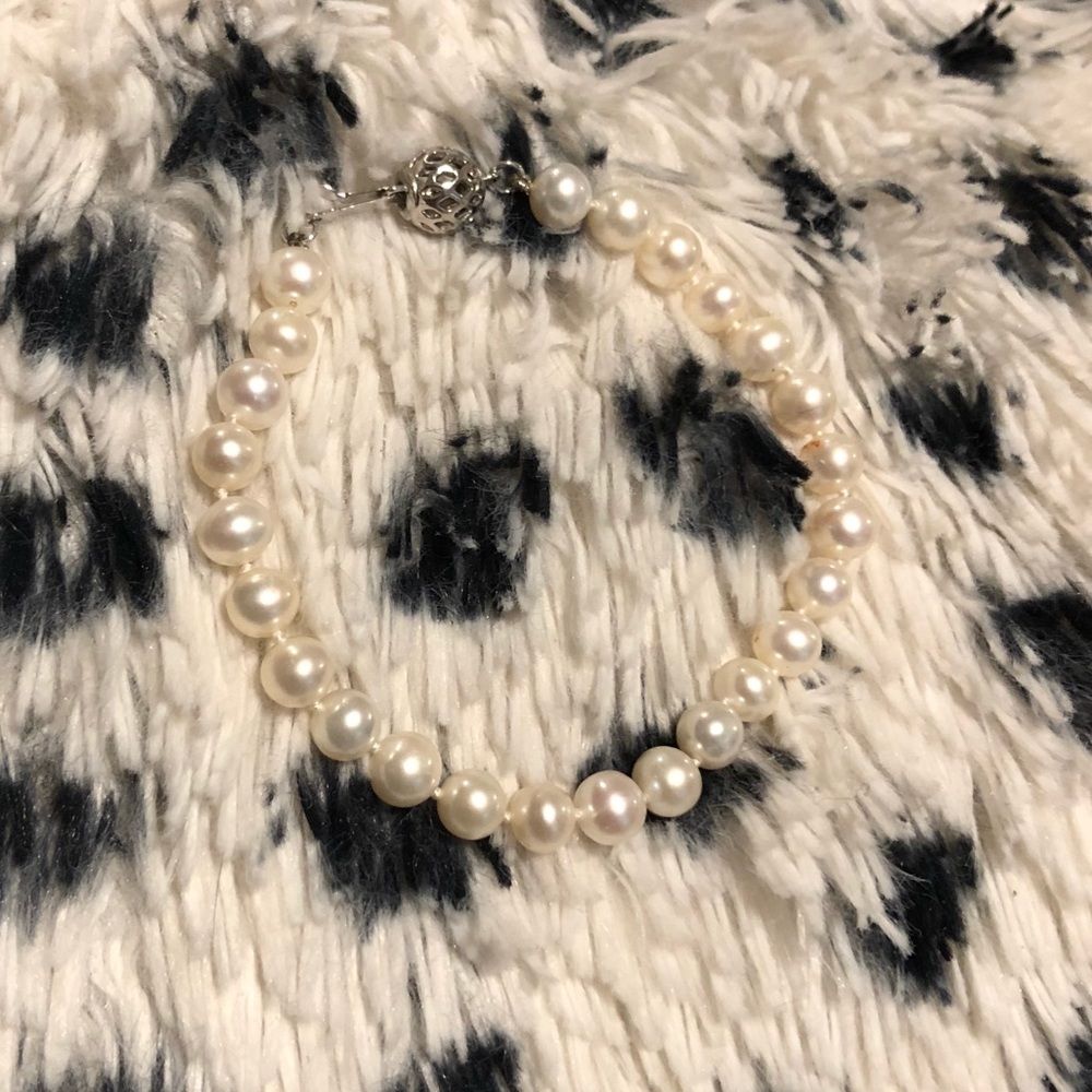 7 mm AAA South Sea Bracelet w Silver Ball Clasp